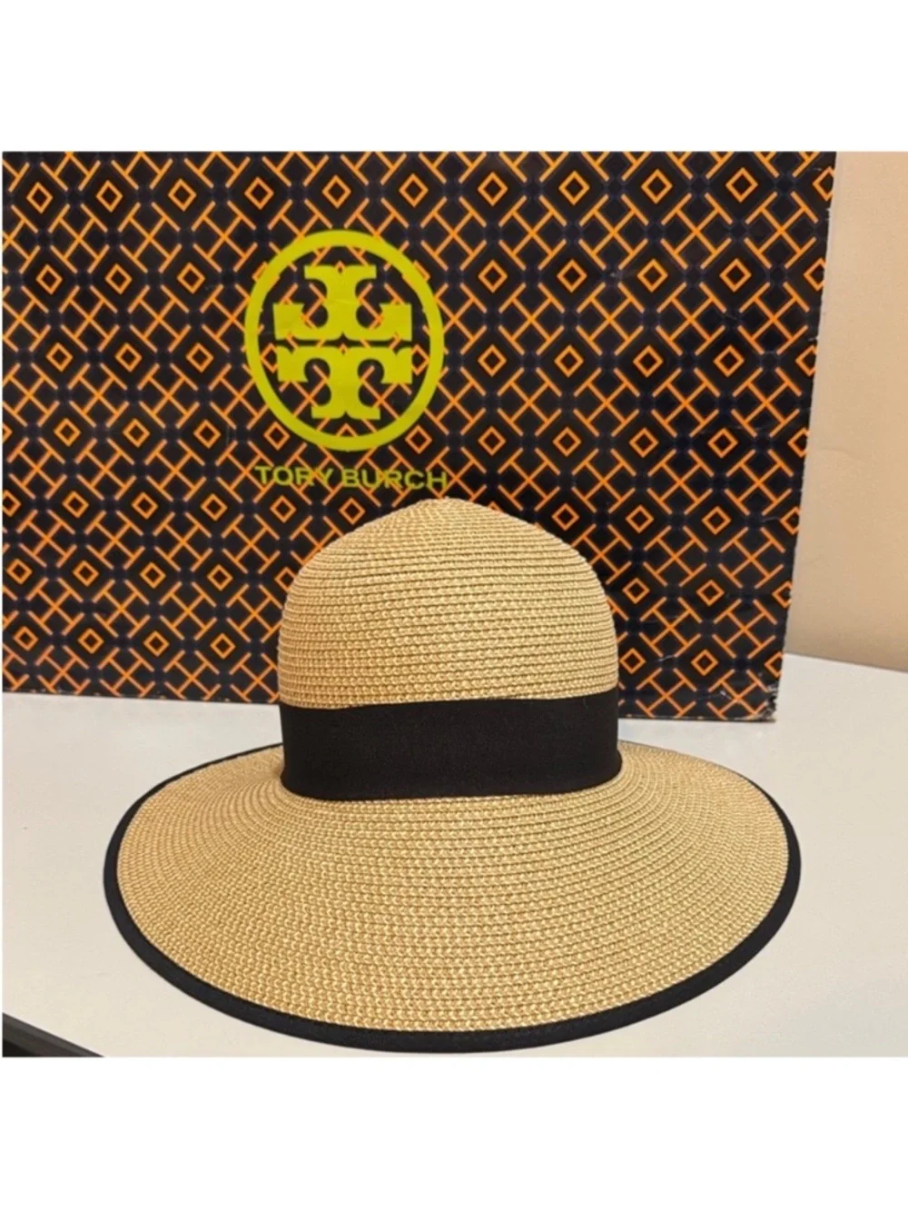 Tory Burch✨ Tan and black Sun Hat one size UPF 50+ - Picture 4 of 15